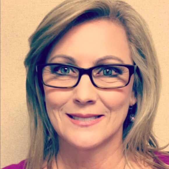 Meet your Posher, Georgette - Picture 1 of 3